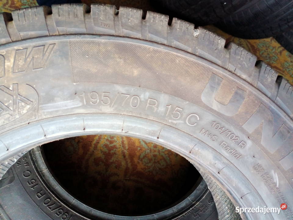 2 opony UNIROYAL SNOW 19570R15C sprzedam