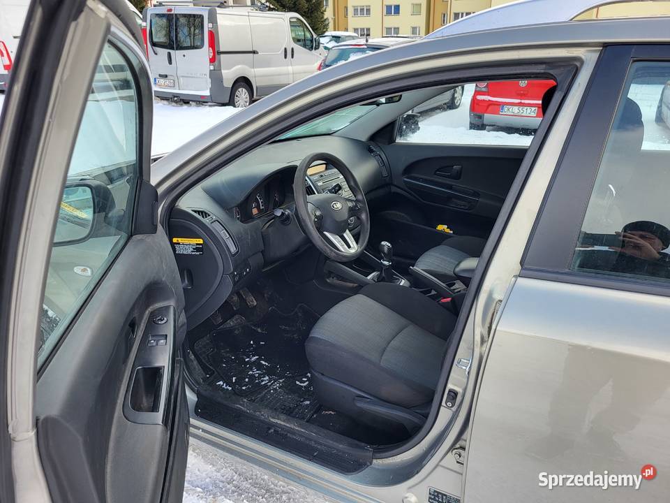 Do sprzedania zamiana na tańszy kia ceed Kłodzko