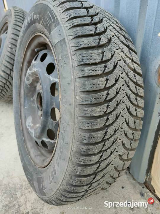 Opony zimowe Kumho z felgami stalowymi 2 sztuki Potok Wielki