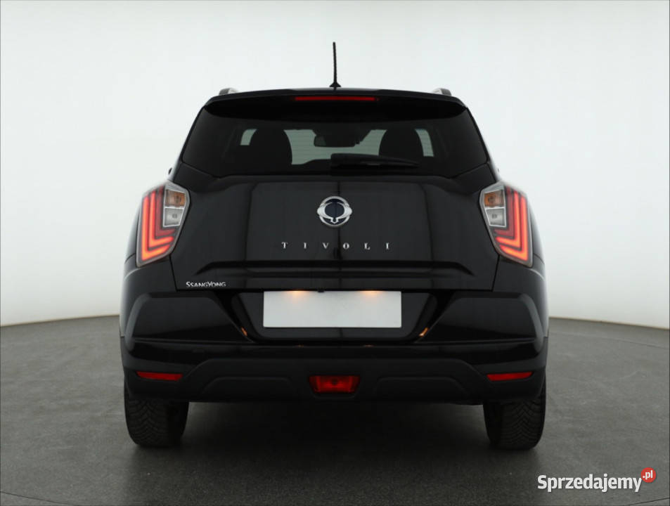 SsangYong Tivoli 15 TGDI Rok produkcji 2021 Tivoli Piaseczno sprzedam