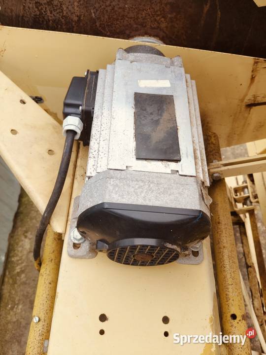 Piła wahadłowa na 380v super stan 3 kw Piły, pilarki i wyrzynarki Sandomierz