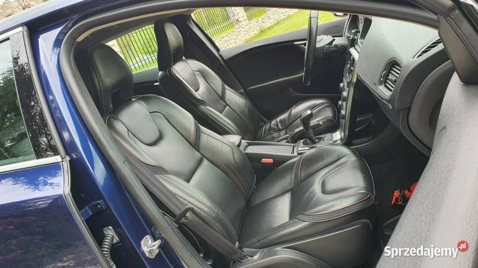 Volvo V40 20 D2 120 Ocean Race NAVI Xenon Chmielnik