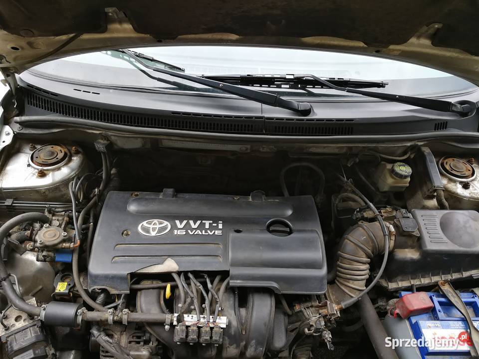 Toyotę Corolle E12 1.4 16V DOHC VVTi z gazem Łańcut