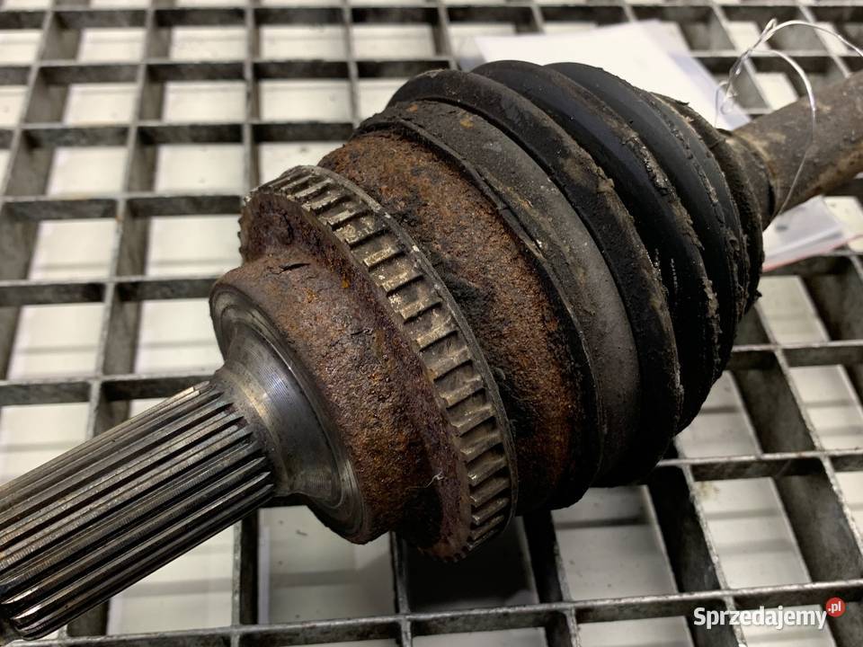 PÓŁOŚ LEWY PRZÓD TOYOTA YARIS I 10 65 9905