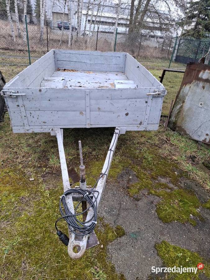 Przyczepka jedno osiowa solidna konstrukcja nieuszkodzony Opole sprzedam