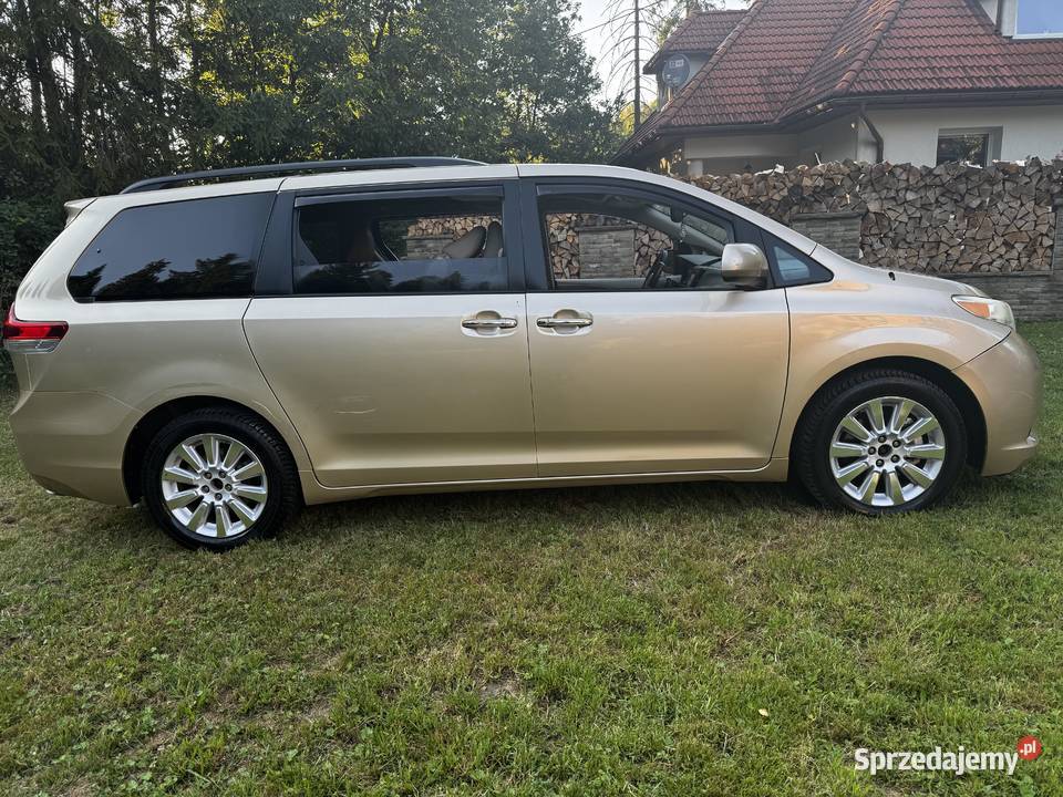 Toyota Sienna 2012 35 V6 XLE AWD Zarejestrowana gniazdo SD śląskie Milówka