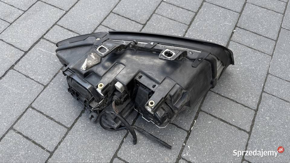 Lampa lewa przód Audi a4 B6 reflektor lewy Radom sprzedam