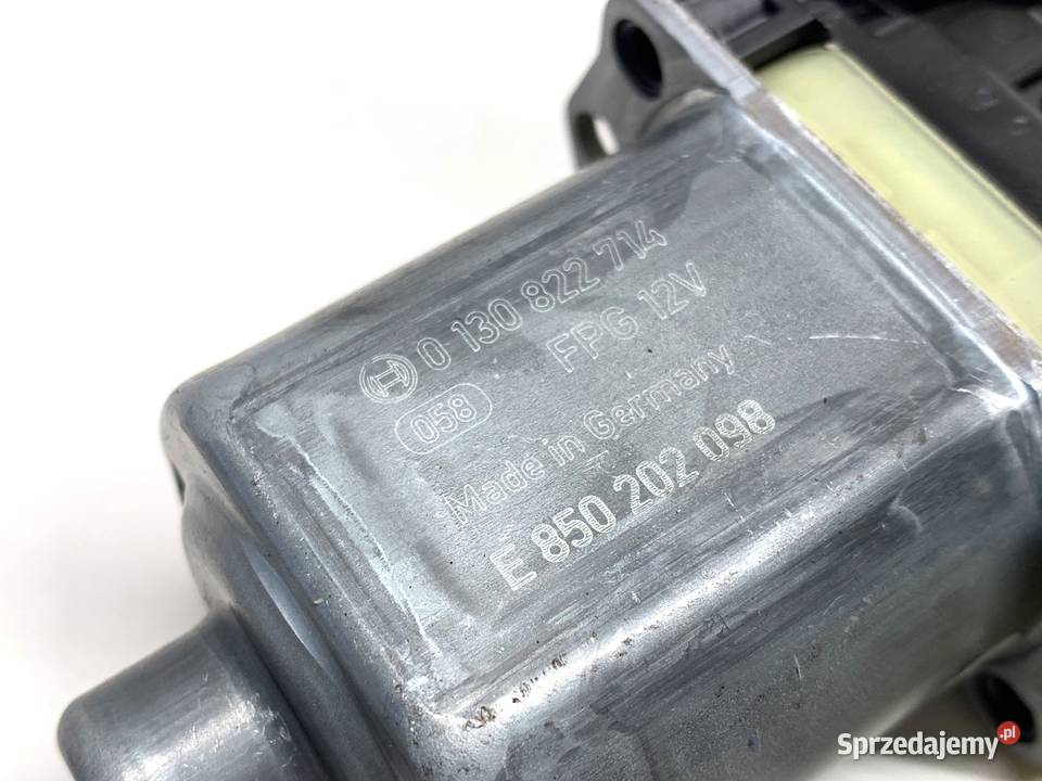 PODNOŚNIK SZYBY LEWY PRZÓD VW TROC 2GA837461F osobowe