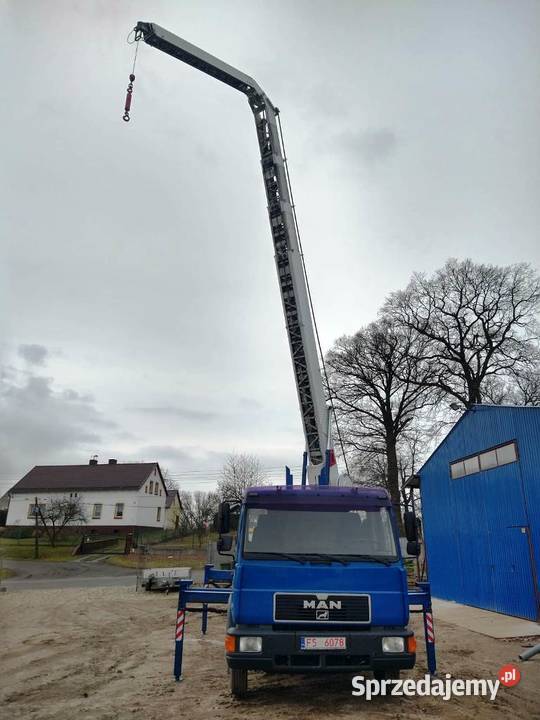 Dźwig dekarski Klaas K2429 29 metrów 1000 udźwig manualna Żary sprzedam