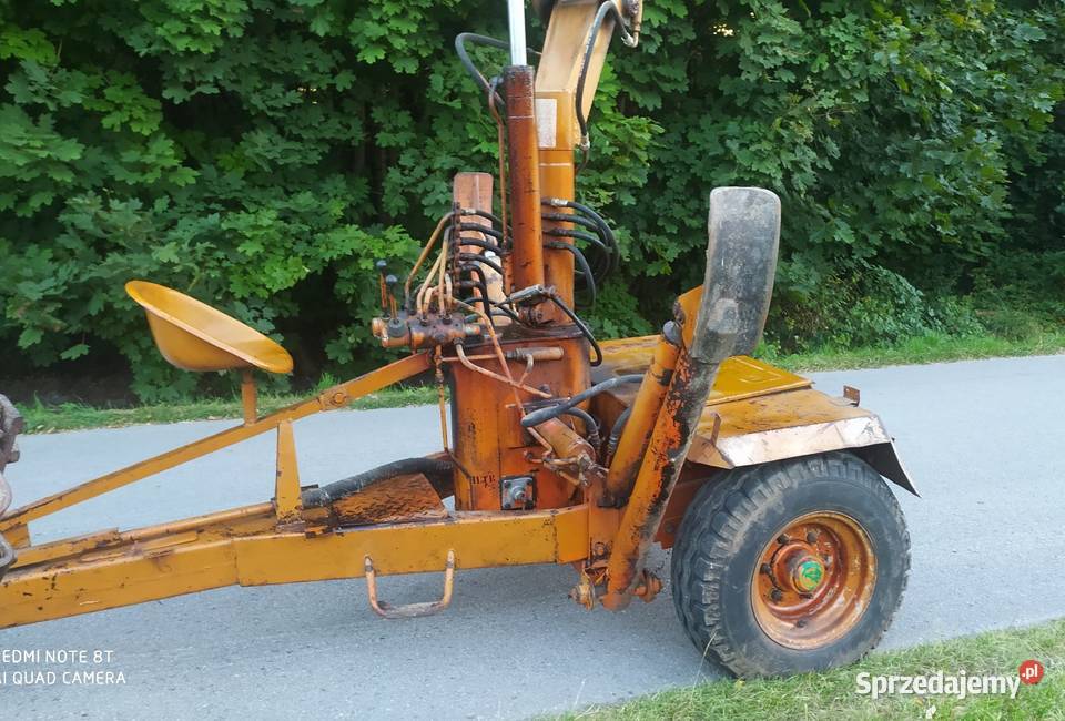 Ładowacz Unhz 500 NOWY oryginał mały zgrabny do