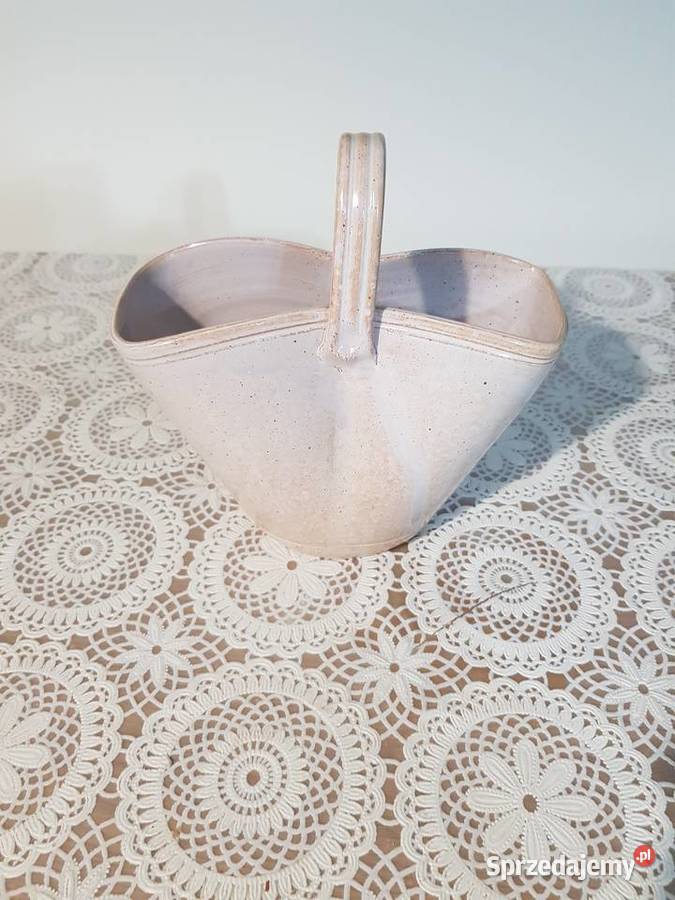 Koszyczek z ceramiki Wola Podłężna