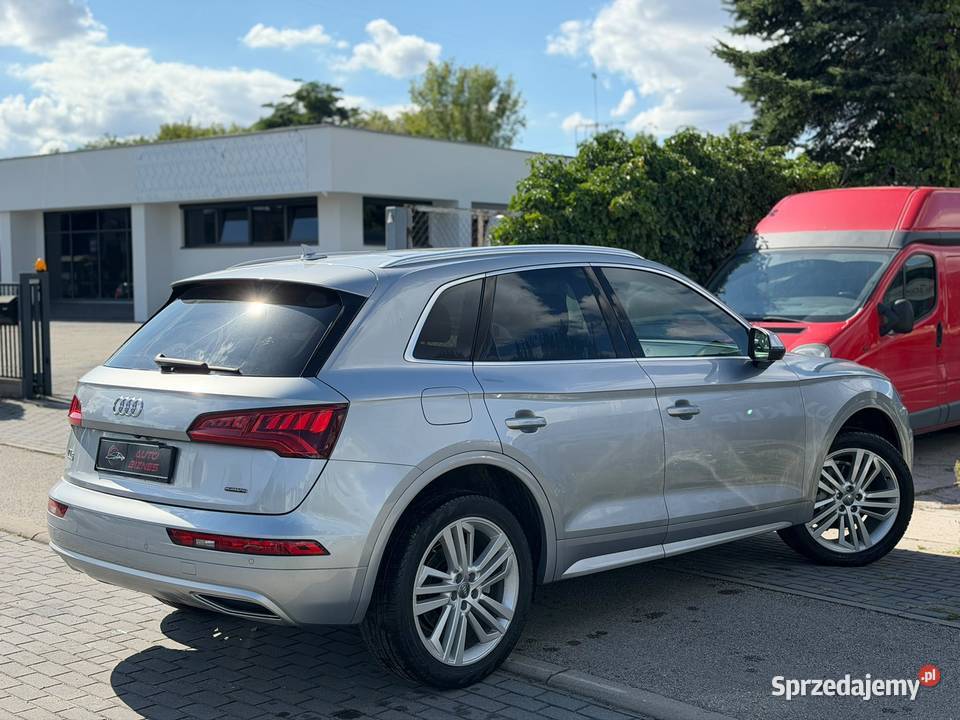 Audi Q5 20 BENZYNA 2019 R 250 4x4 RATY Częstochowa