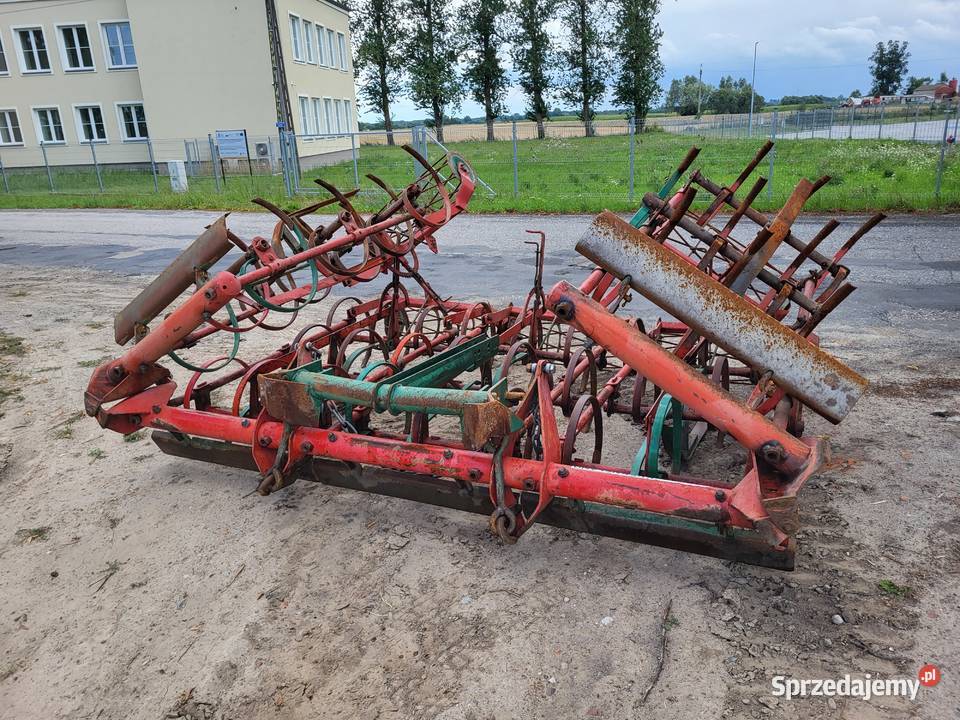 Agregat uprawowy kverneland 45m z wałami i włóką