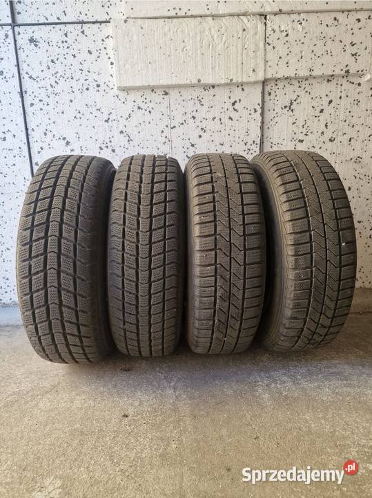 Stalowe felgi z oponami zimowymi 4 17570 R13 Toruń