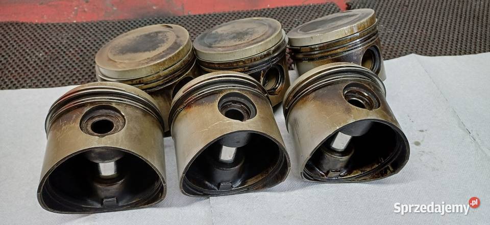 Tłoki Bmw E30 m20b20 m20b23 320i 323i Kraków sprzedam