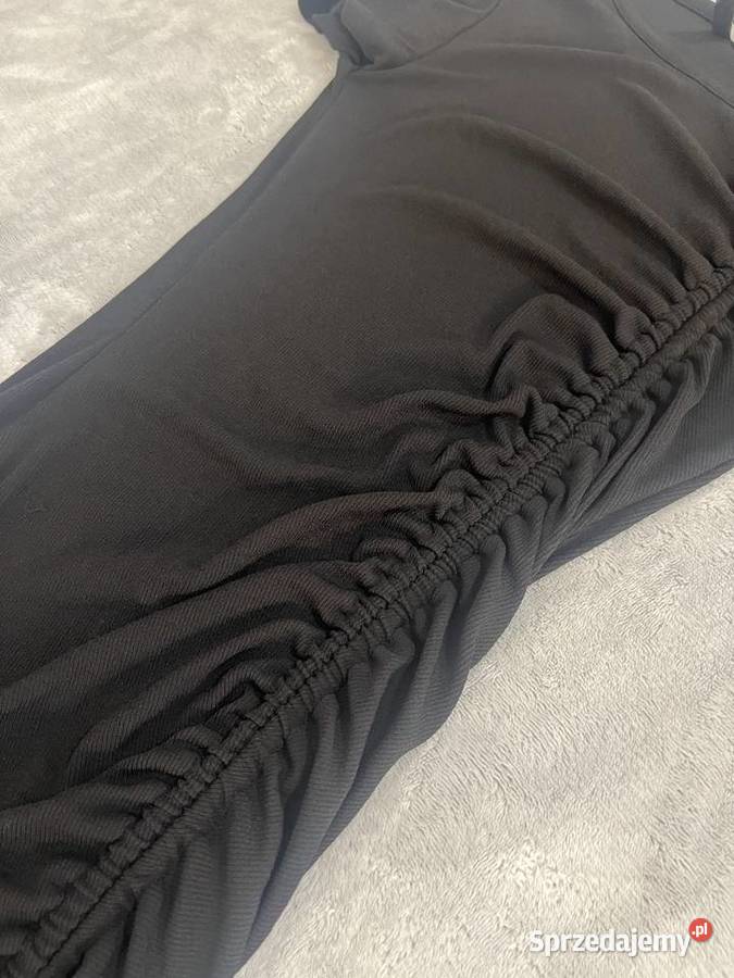 Sukienka czarna krótka mini ze ściągaczem Moda i Styl