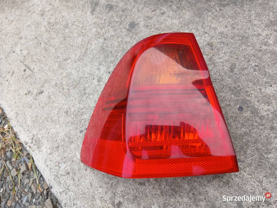Lampa lewy tył BMW 3 E91 kombi 7160061 Radłów