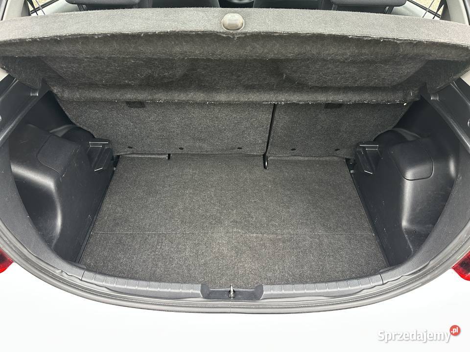 Toyota Yaris 133 99 BSalon IWŁ FV23 Euro6 poduszka powietrzna