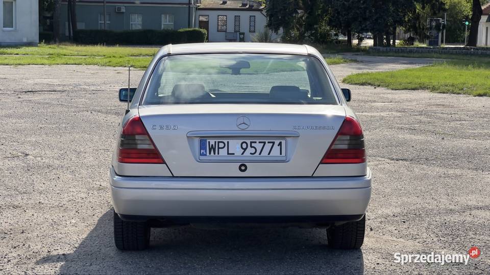 MercedesBenz C klasa 23 kompresor światła do jazdy dziennej Klasa C