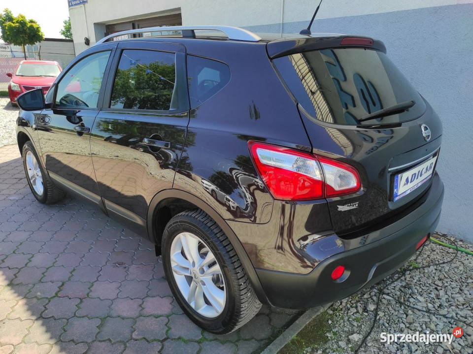 Nissan Qashqai FL bez turbo Nawigacja Panorama Rok produkcji 2011
