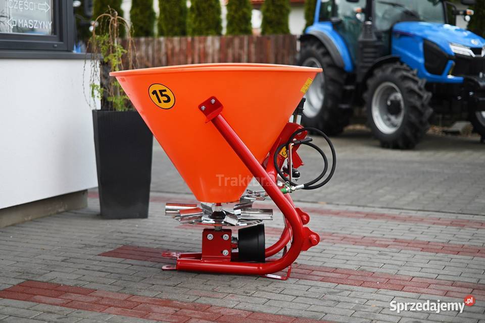 Rozsiewacz nawozu soli piasku S300 z hydrauliką Tajęcina sprzedam