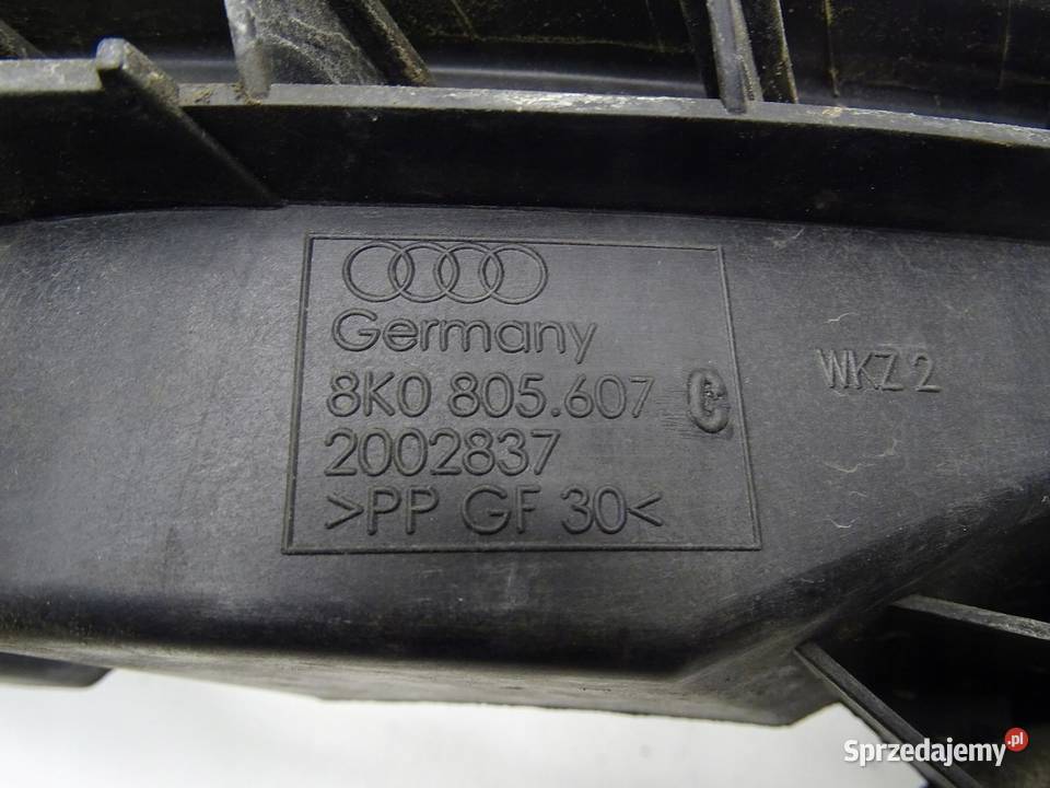 ŚLIZG MOCOWANIE LAMPY LEWY PRZÓD PRZEDNI AUDI A4 osobowe
