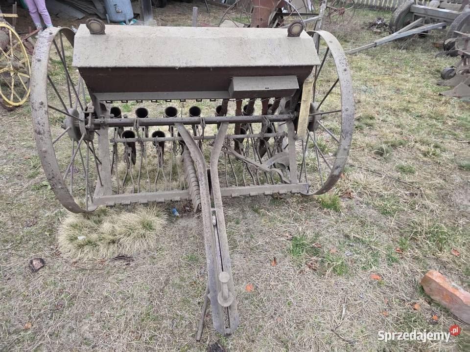 Siewnik rzędowy Siewniki podkarpackie