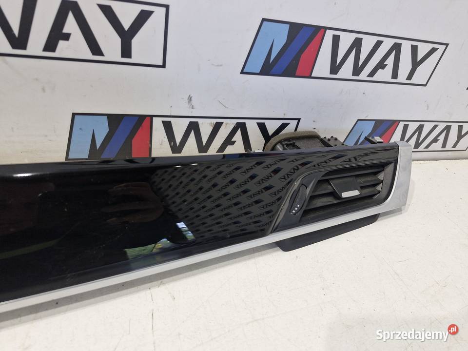 9332456 BMW X1 F48 DEKOR LISTWA KRATKA NAWIEW osobowe sprzedam