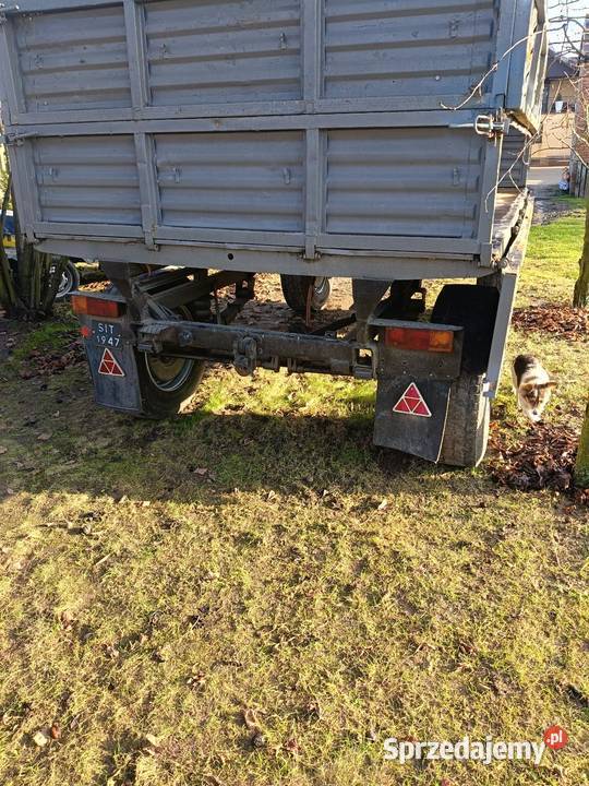 Przyczepa d 50 podwójne burty nieuszkodzony