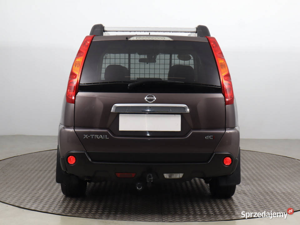 Nissan XTrail 20 dCi reflektory ksenonowe dolnośląskie Bielany Wrocławskie