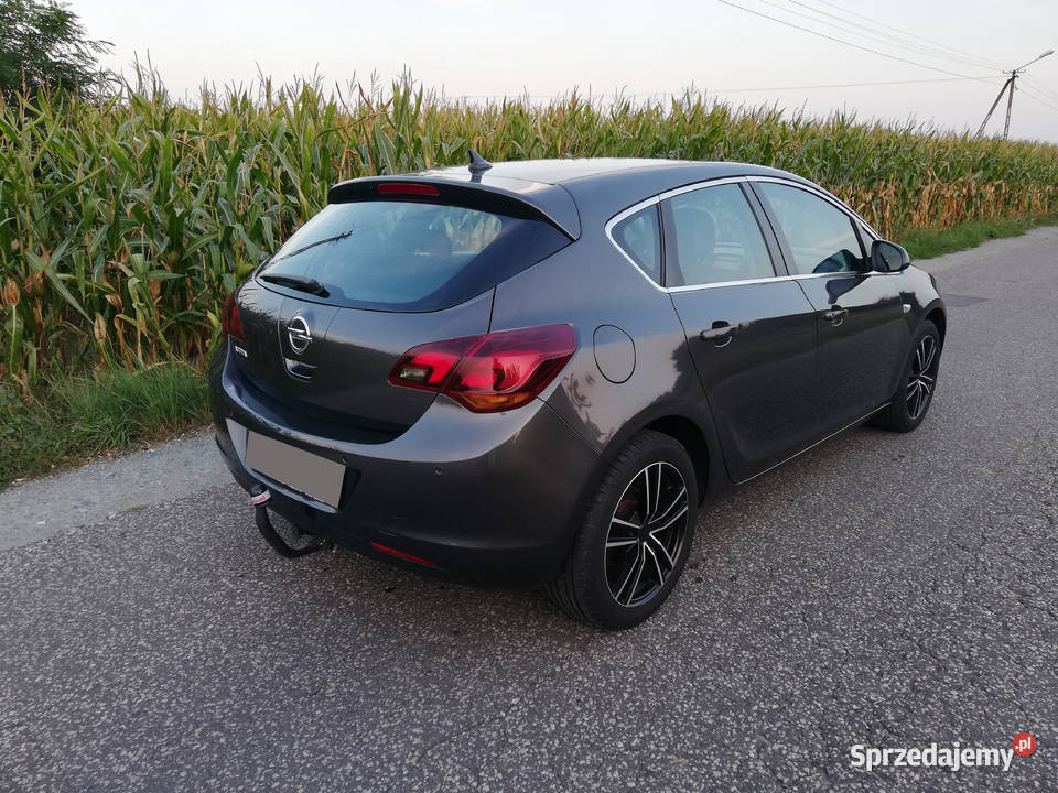 Opel Astra J 2011 14Benzyna Hak Zadbany ABS Sompolno