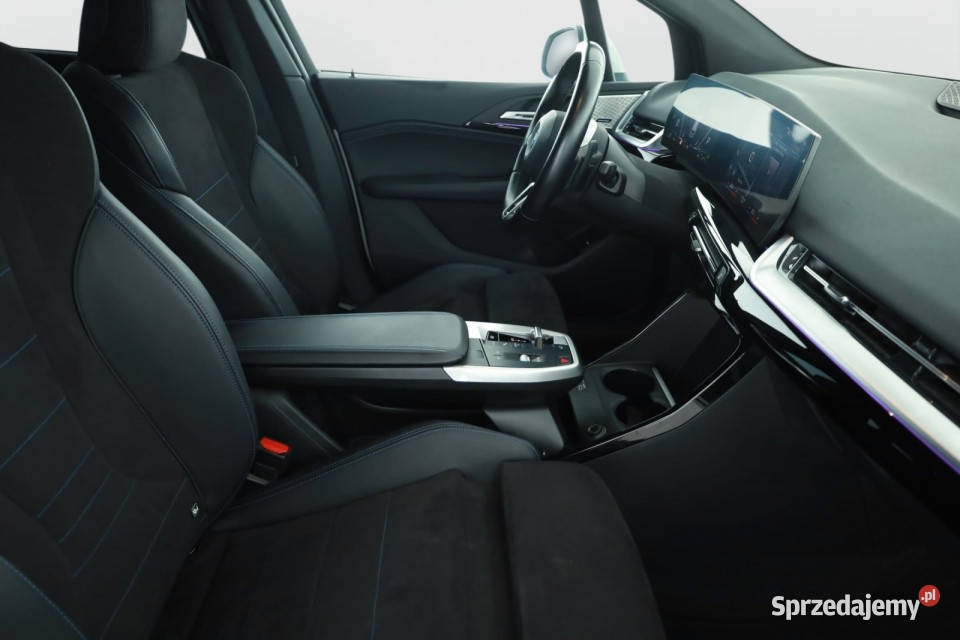 BMW 2 Active Tourer 220i Active Tourer Rok produkcji 2023