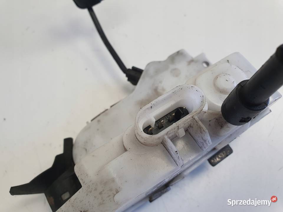 LEWY ZAMEK DRZWI Renault Scenic II lift przód lubelskie Rudka