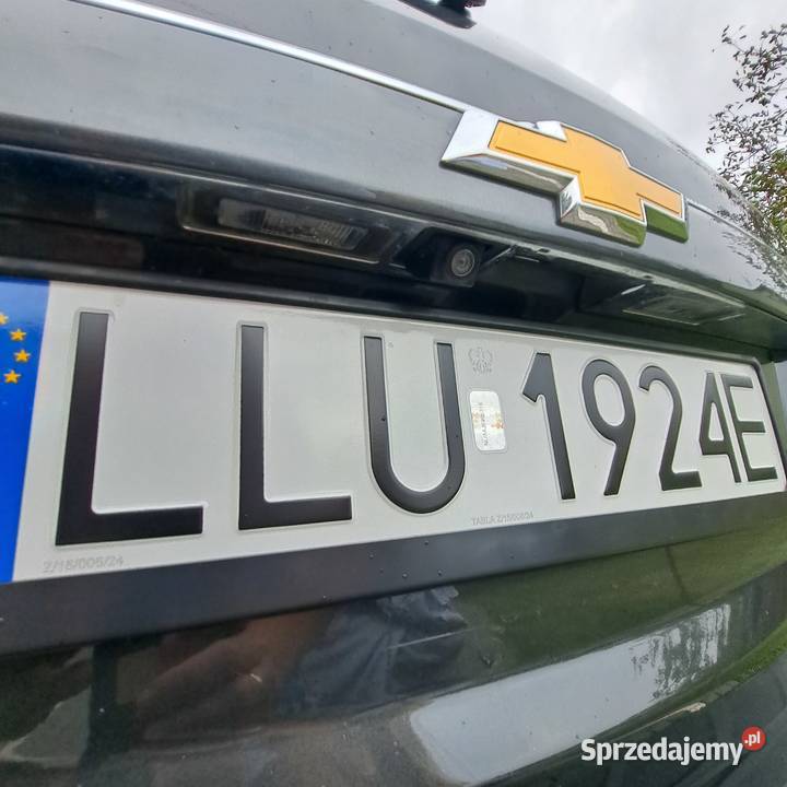 CHEVROLET EQUINOX AMERYKA WJEŻDŻA NA PODWÓRKO