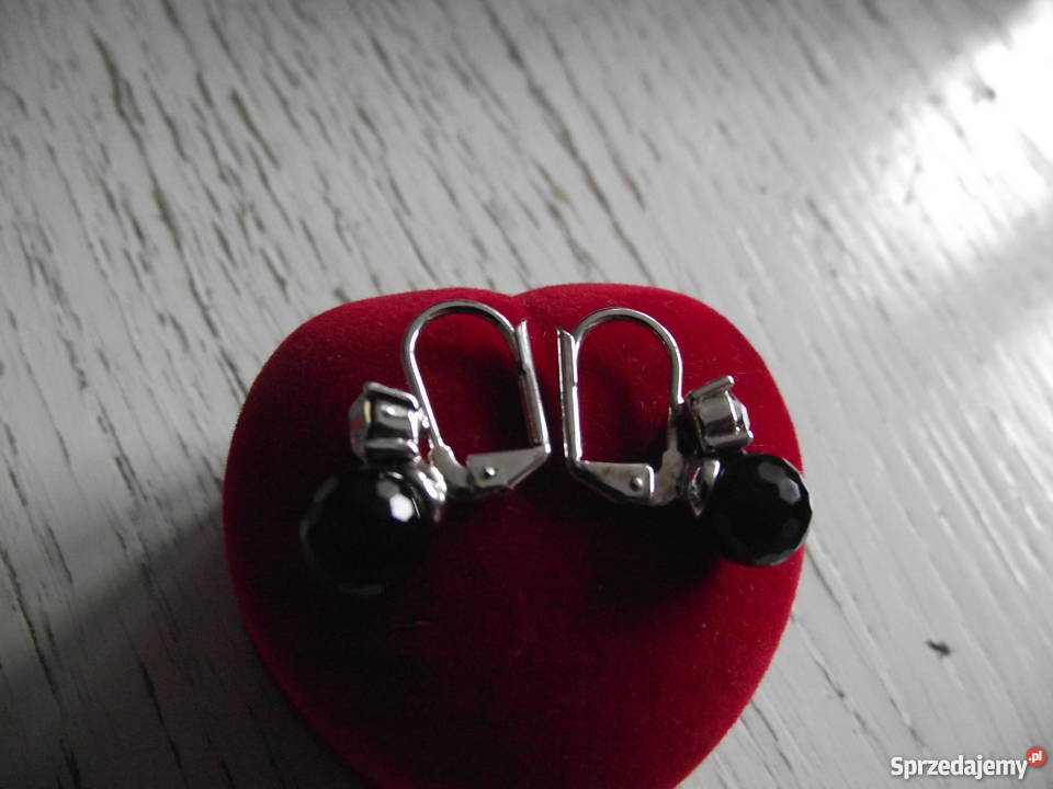 SREBRZONE KOLCZYKI Z CZARNĄ PERŁĄ I CYRKONIĄ Piła