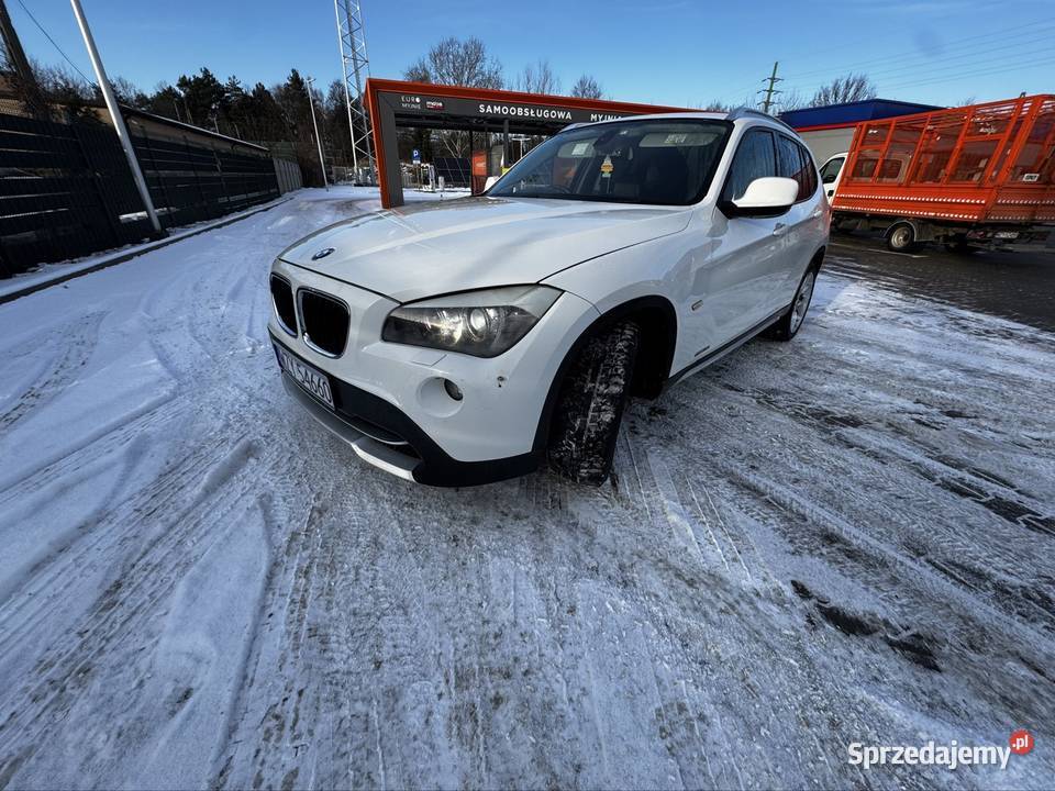 BMW x118i benzyna 20 zadbany mały przebieg z serwisowany w ASO X1 Żyrardów sprzedam