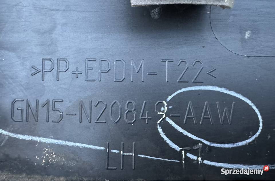 Listwa nakładka drzwi przód lewa lh ford osobowe Listwy i nakładki Sieraków