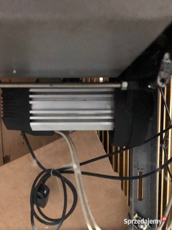 Maszyna szyjąca CMCI F04 VDTD z dodatkową