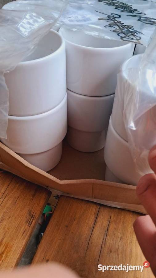 Karton Zestaw Kubków Białych Porcelanowych biały Kubki kujawsko-pomorskie Świecie