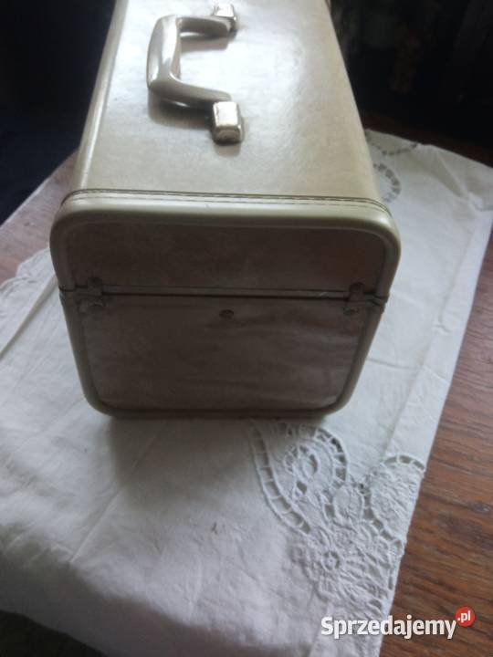 Vintage 1960 Royal Traveller train case Szczecin