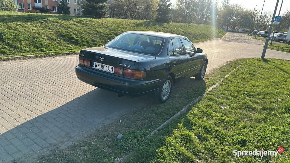 Toyota Camry 1994r xv10 stan kolekcjonerski 133KM Warszawa