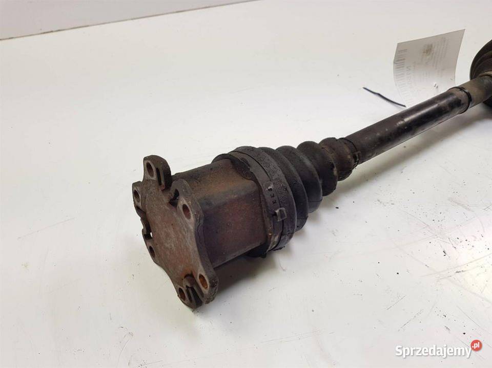 PÓŁOŚ PRAWA PRZÓD AUDI A4 B6 8E0407272S Lipno sprzedam