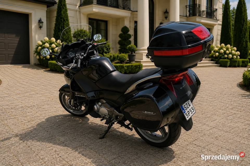 Honda NT700VA Deauville ABS Rok produkcji 2010 śląskie