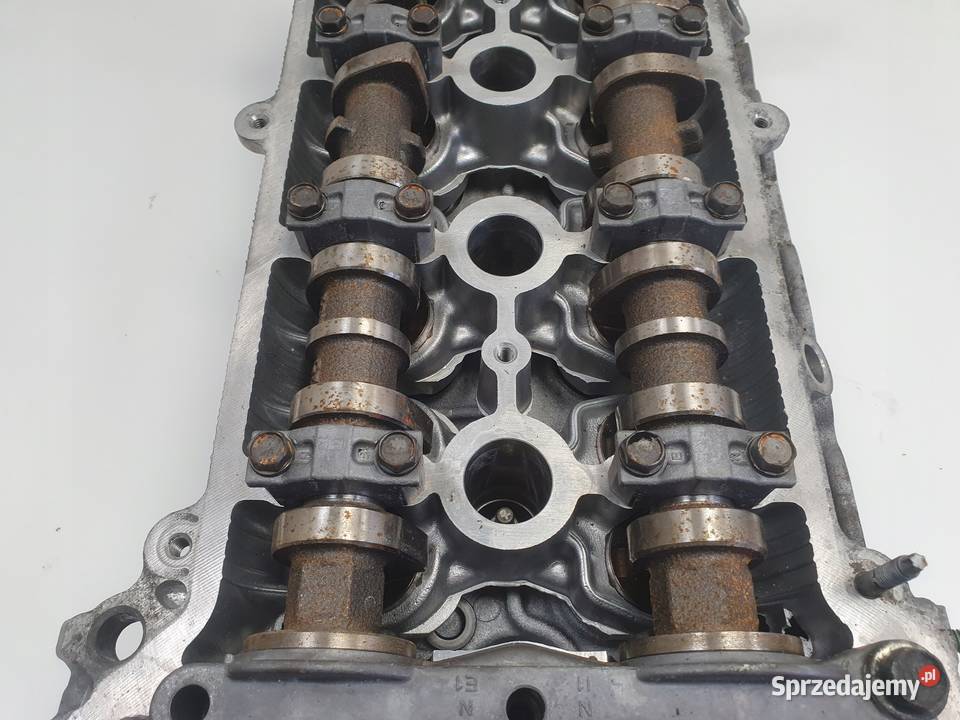 Toyota Yaris III 15 HYBRID GŁOWICA CYLINDRÓW