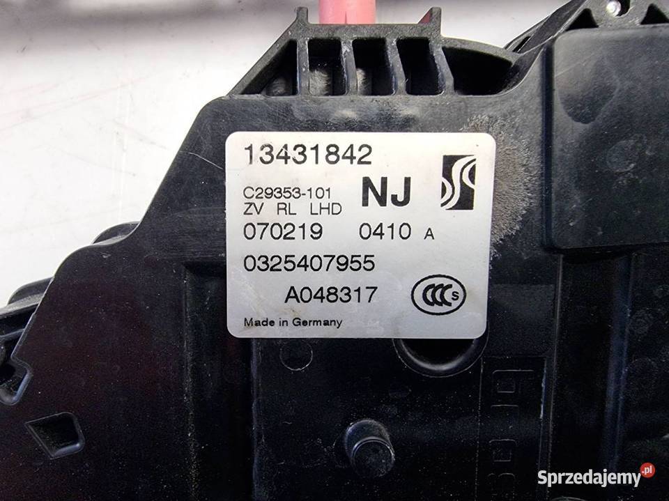 ZAMEK DRZWI LT OPEL CORSA E 13431842 Motoryzacja