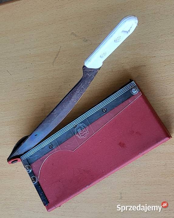 Stara gilotynka do zdjęć Czasy PRL Antyki Włodawa