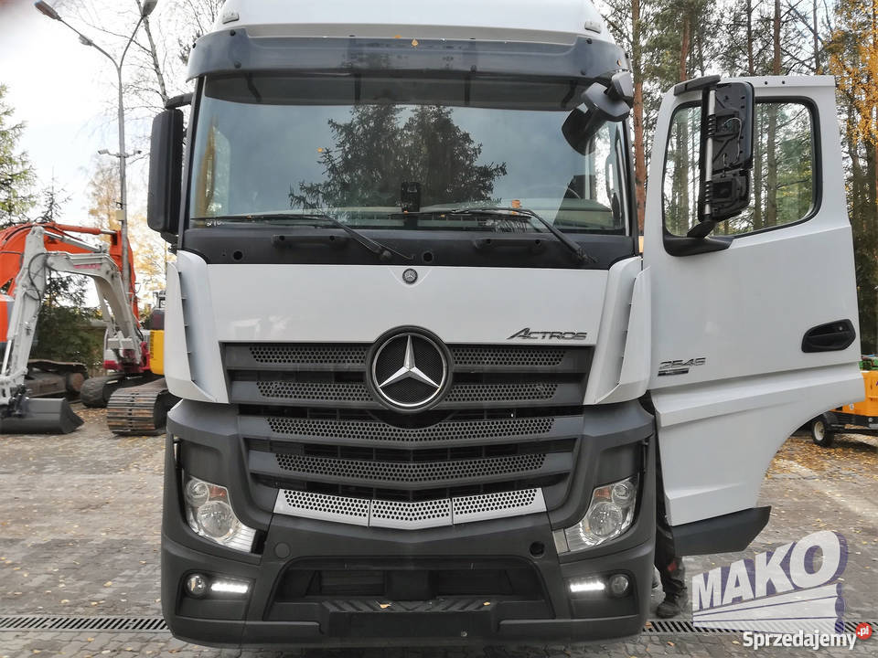 Ciągnik Siodłowy Mercedes - Benz Actros 6X2 Ostrowiec Świętokrzyski - Sprzedajemy.pl