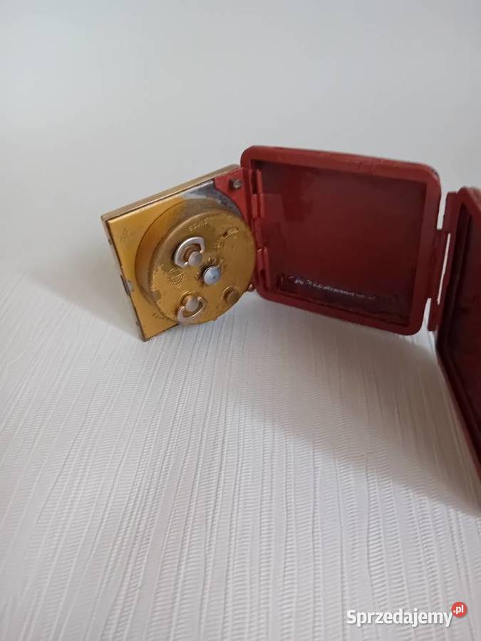 HELVECO Szwajcarski budzik podróżny warmińsko-mazurskie Giżycko sprzedam