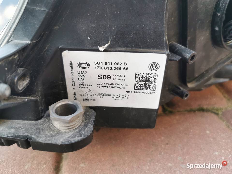 LAMPA PRAWA LED GOLF 7 LIFT GTE 5G1941082B