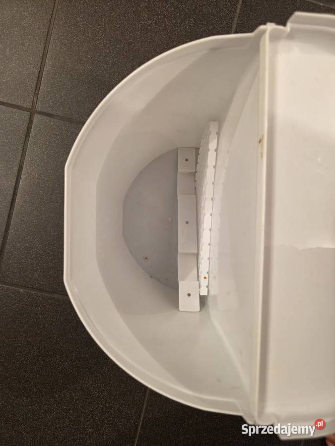 Kosz na śmieci na drzwi do kampera Brunner Krzeszowice